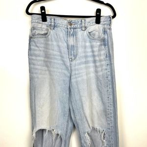 American Eagle Distressed Light Wash Mom Jean Women’s Size 10 Grunge Punk Metal